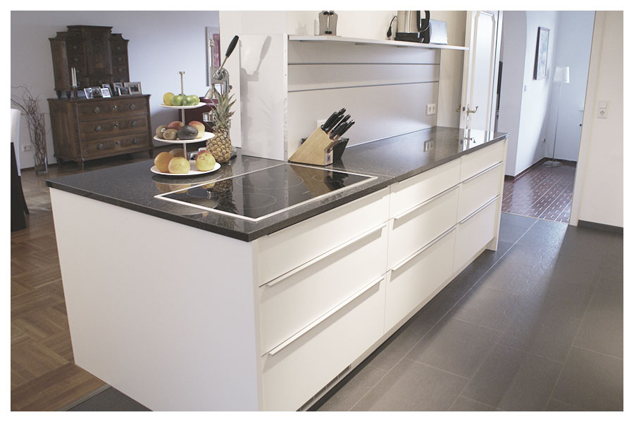Küche in HPL / Granit